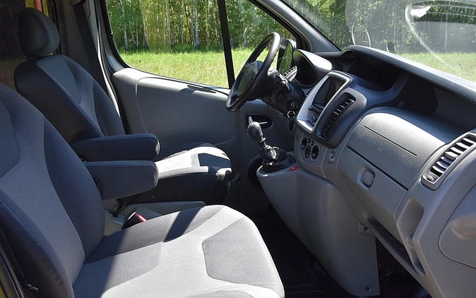 Renault Trafic cena 57700 przebieg: 212000, rok produkcji 2014 z Kolonowskie małe 781